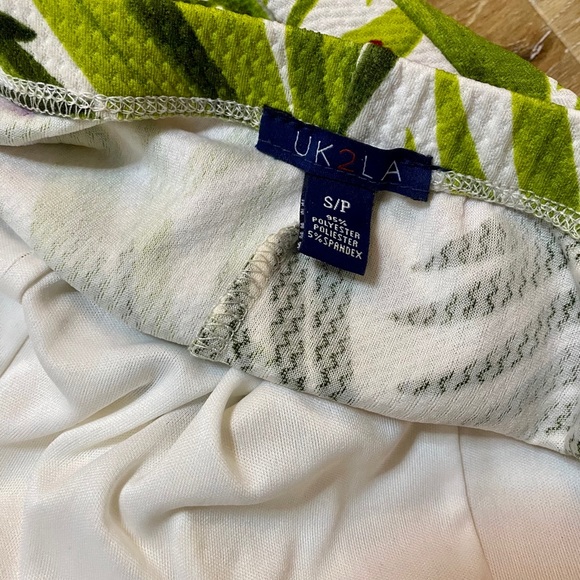 Strapless Sweetheart Tropical Skater Dress, Figure Flattering - Picture 8 of 10